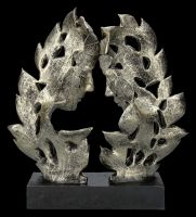 Skulptur aus Blättern - Natürliche Emotion - Liebe