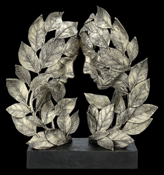 Skulptur aus Blättern - Natürliche Emotion - Liebe