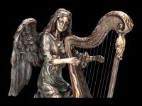 Engel Figur spielt Harfe