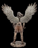 Erzengel Michael Statue in epischer Pose