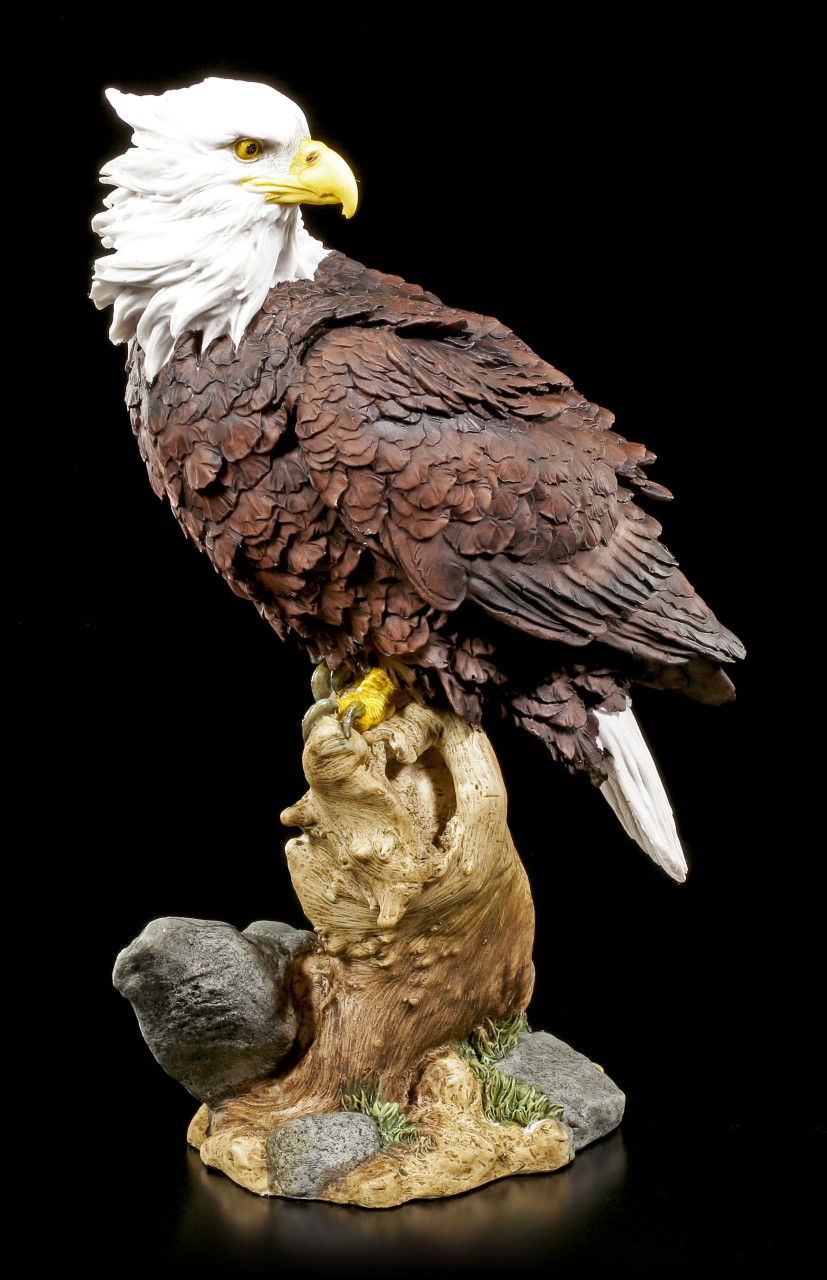 Garden Figurine - Bald Eagle on Branch