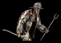 Fireman Figurine - Fighting Fire