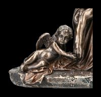 Jesus Figurine Amongs Mary's Arms - Pieta