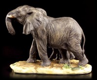 Elephant Figurine - Child with Mother