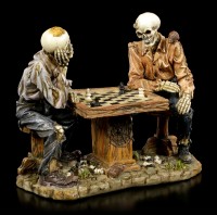 Skelett Figuren beim Schach spielen - Waiting