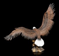 Adler Figur mit ausgebreiteten Flügeln