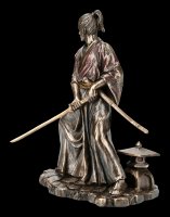 Samurai Krieger Figur Kyota zieht Schwert