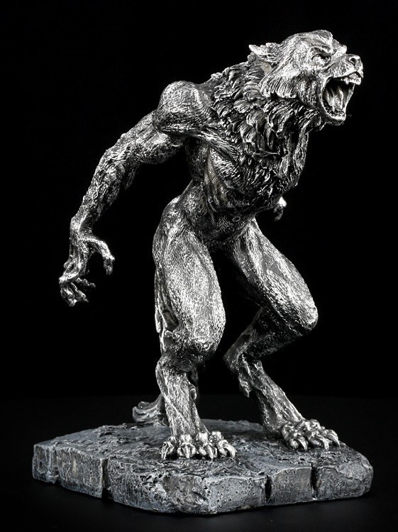 Werewolf Figure - Howling