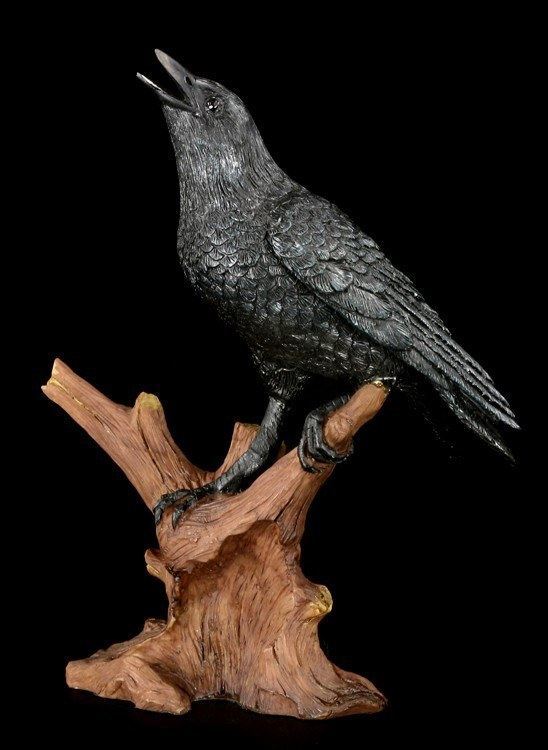 Figurine - Croaking Raven