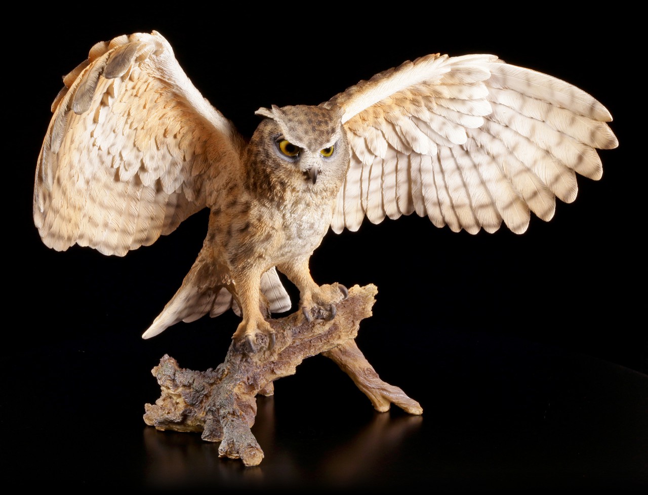 Garden Figurine - Owl on Tree Trunk