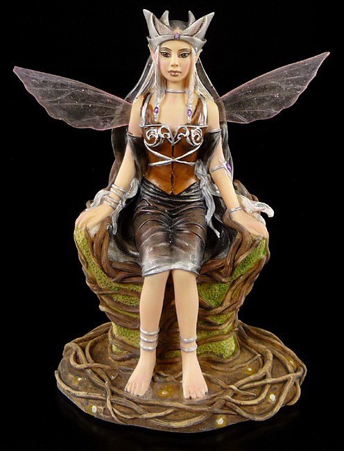 Renee Biertempfel - Queen of the Wood - Fairysite